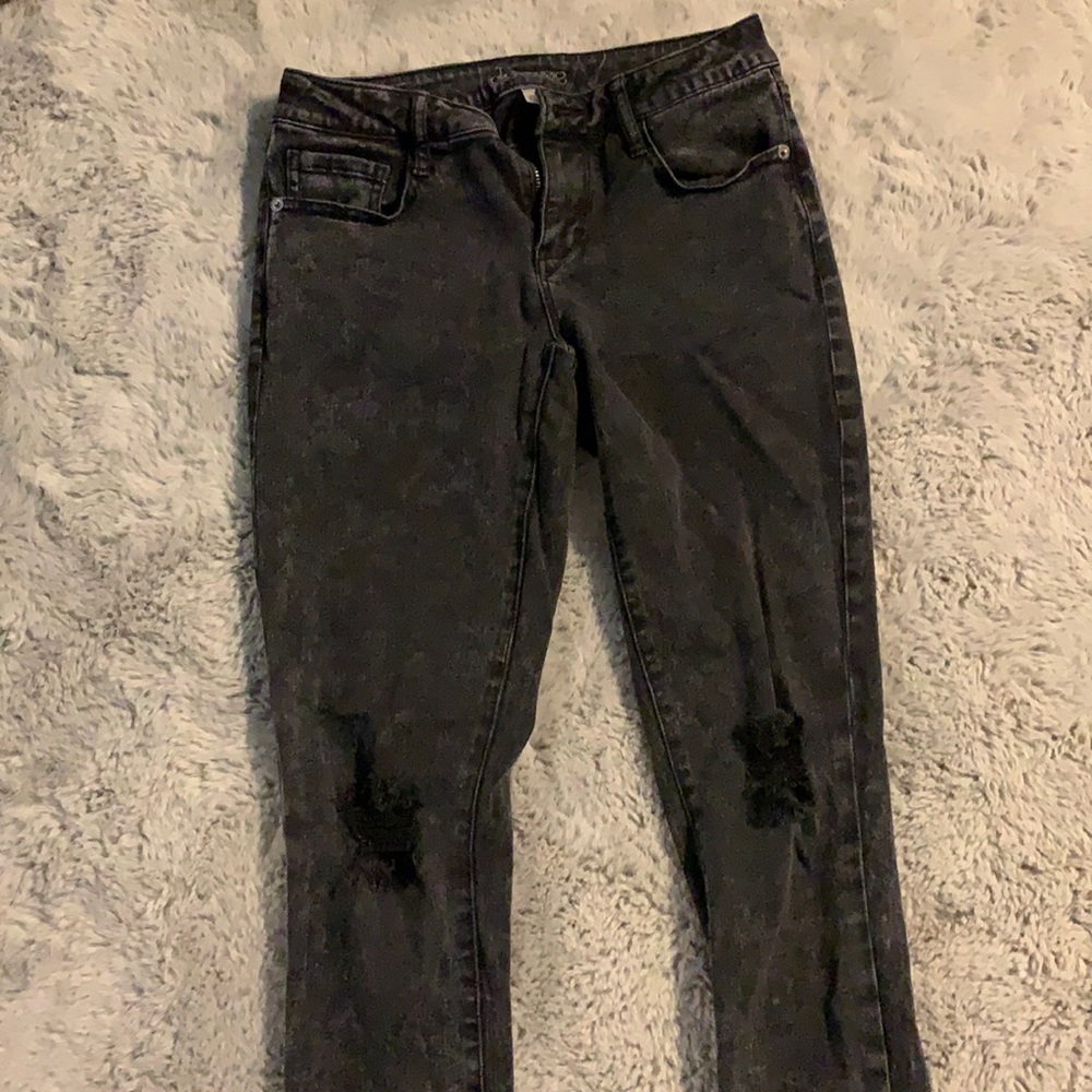 Distressed Black Skinny Jeans